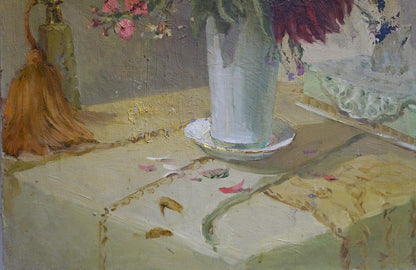 Oil painting by Besedin Sergey Fotievich: translucent blue glass vase with pink purple flowers on white saucer