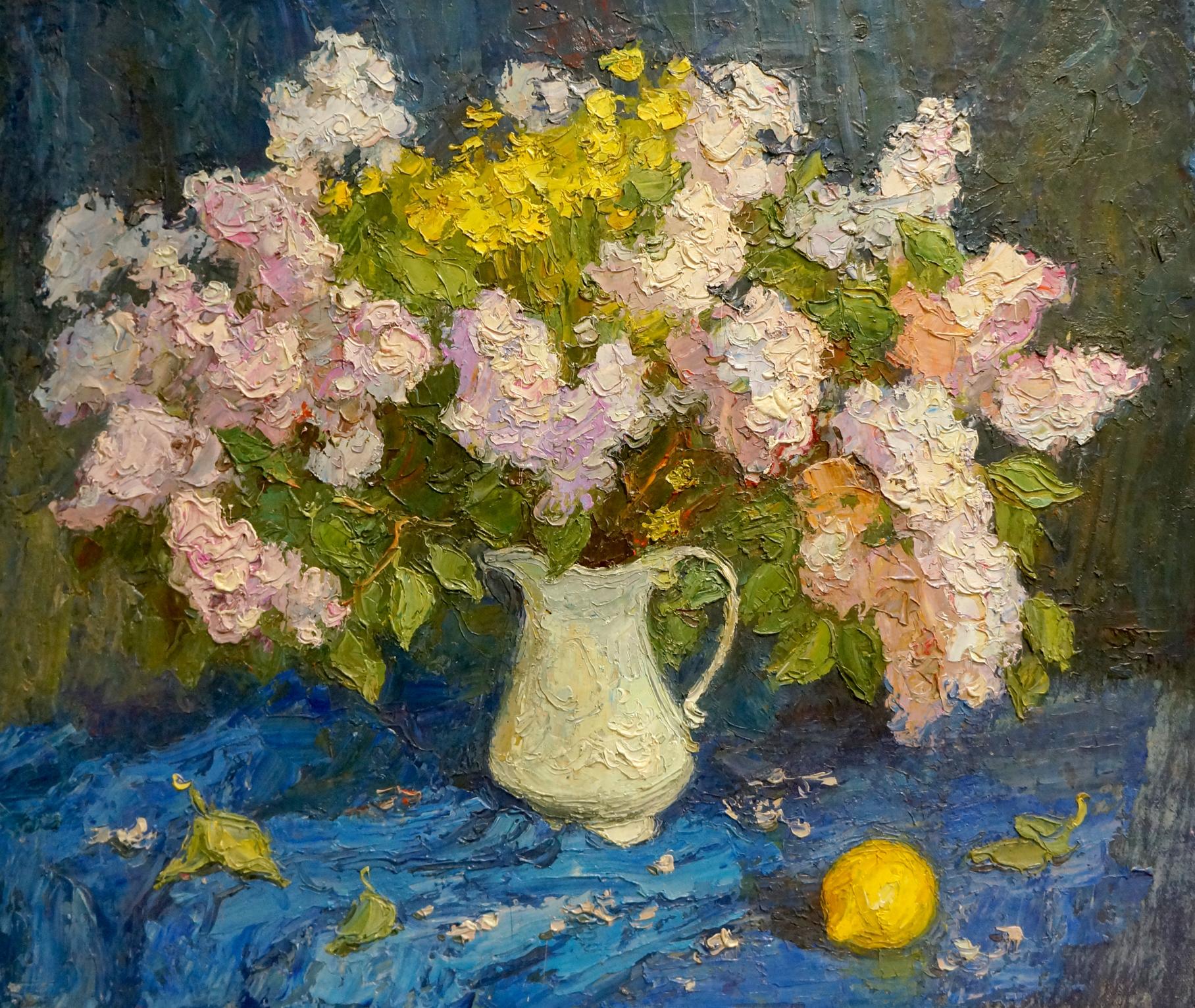 Oil painting by Olkhov Vladimir Nikolaevich: creamy pitcher with lilacs