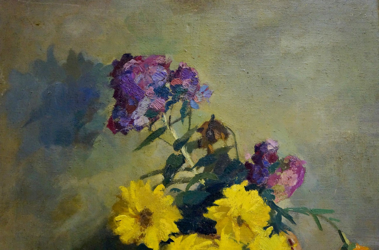 Oil painting Flowers D. Serov: yellow daisies, purple flowers on beige background