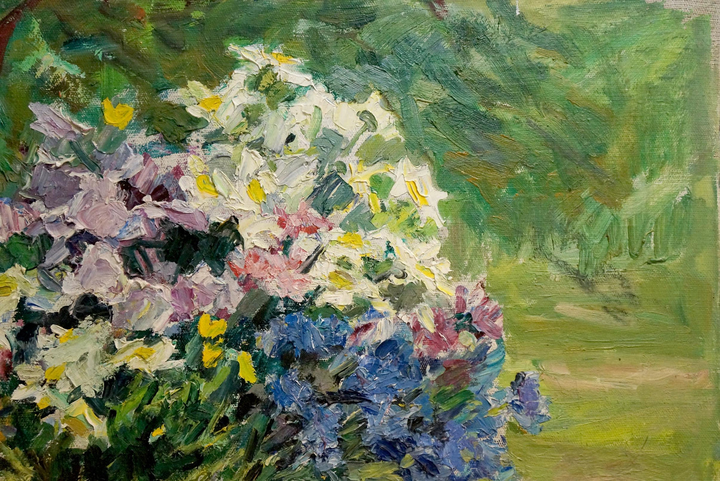 Vibrant impressionistic oil painting by Sokolova Zinaida Ivanovna of lush floral bush