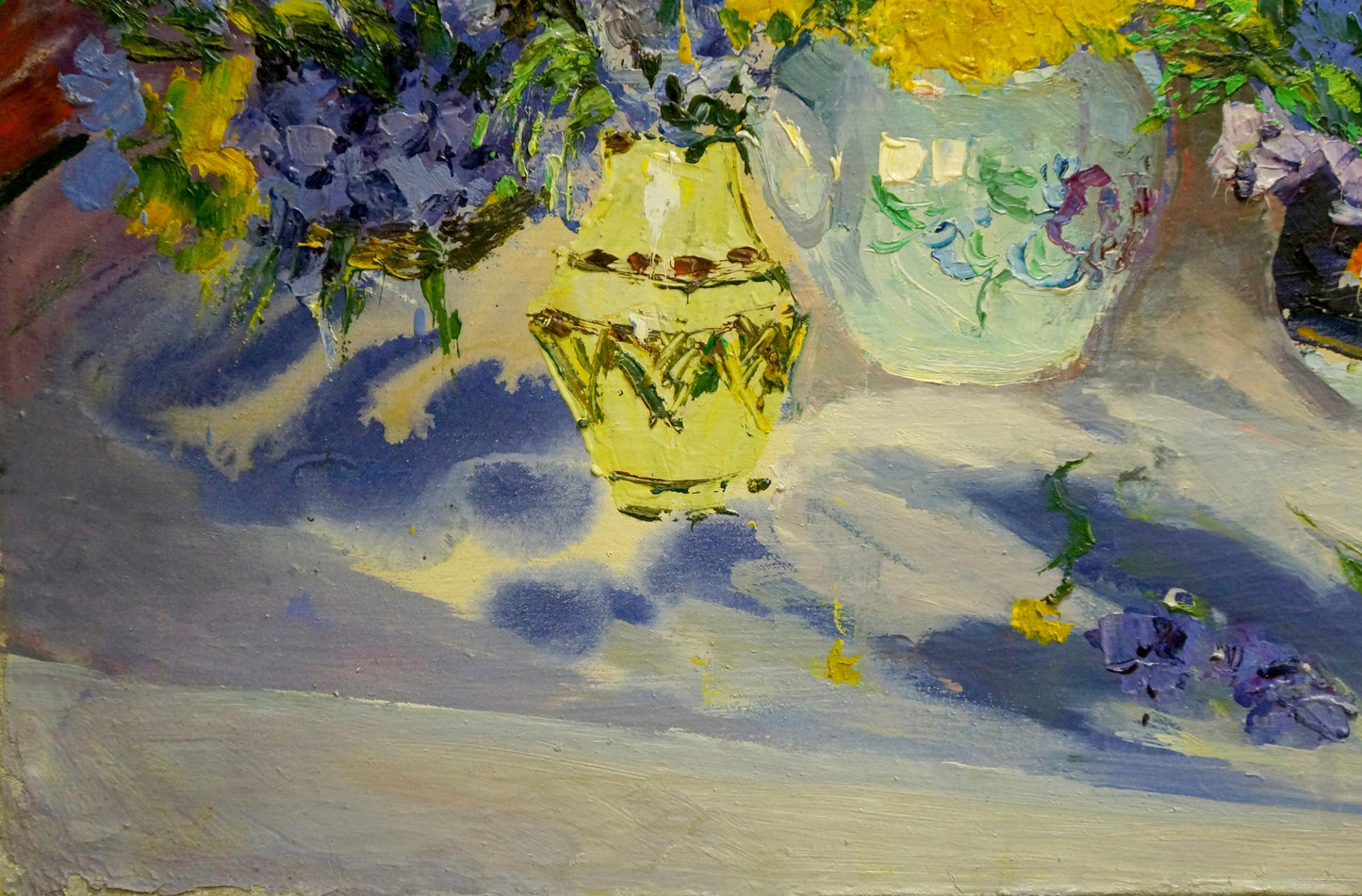 Yellow ceramic vase with geometric pattern in Shapovalov Sergey Gavrilovich oil painting
