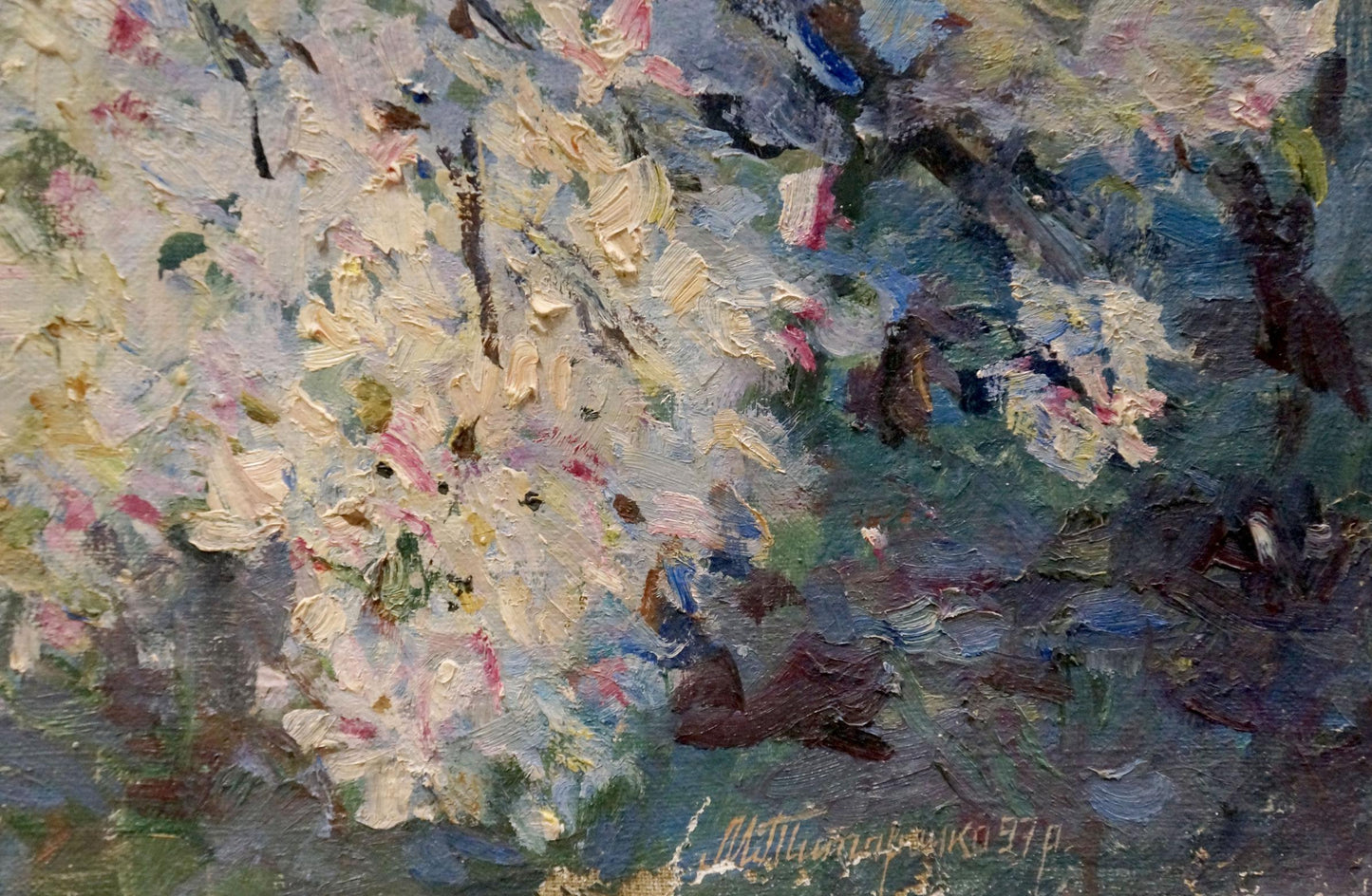 Oil painting of apple tree blossoms by Maria Titarenko