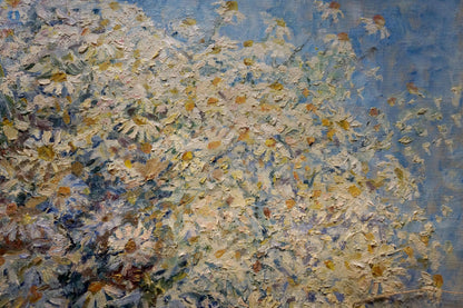 Vibrant impressionist oil painting of white daisies by Titarenko Maria Anatolyevna