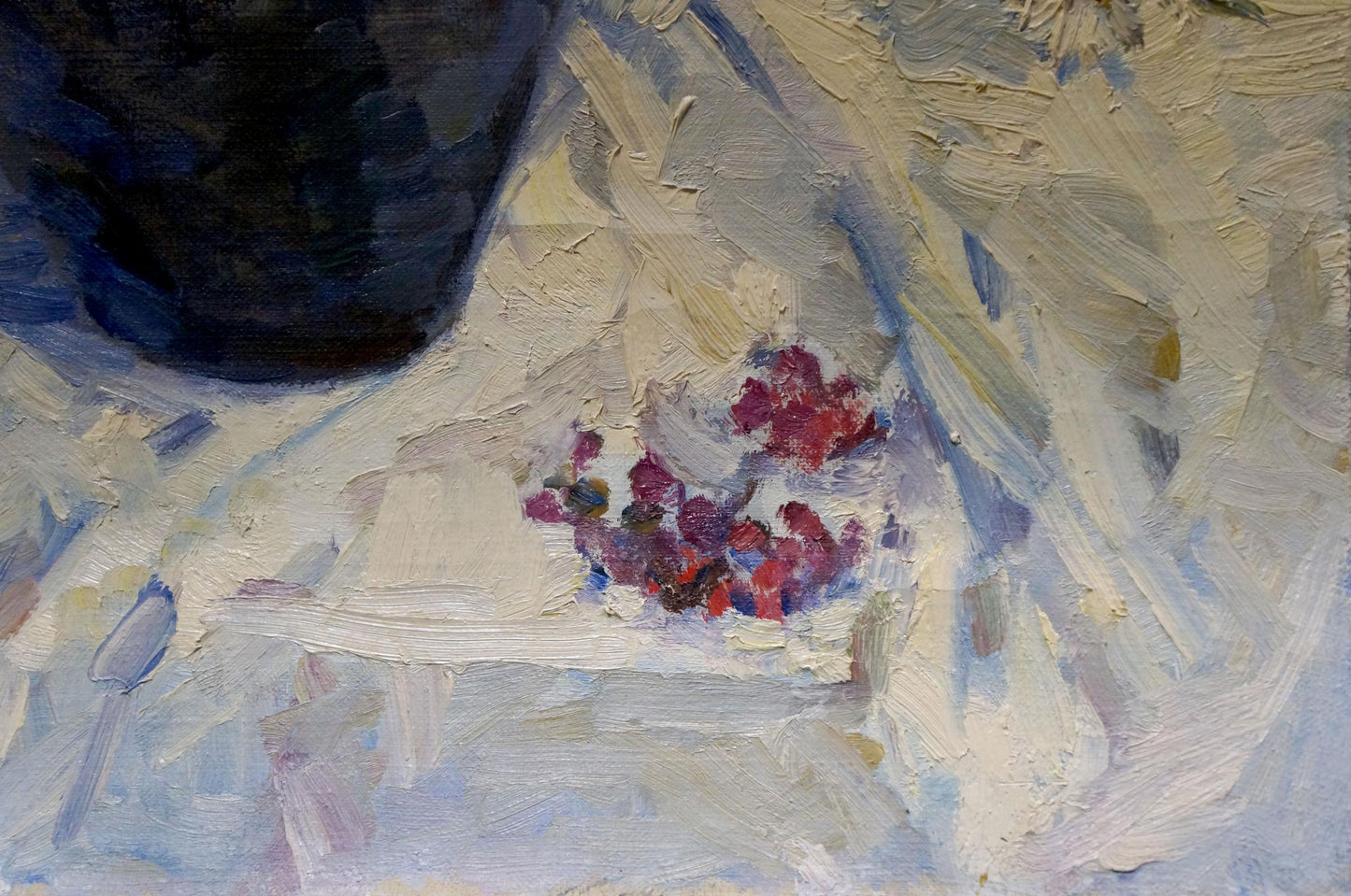 Oil painting Autumn bouquet by Titarenko Maria Anatolyevna: dark blue vase with red purple flowers