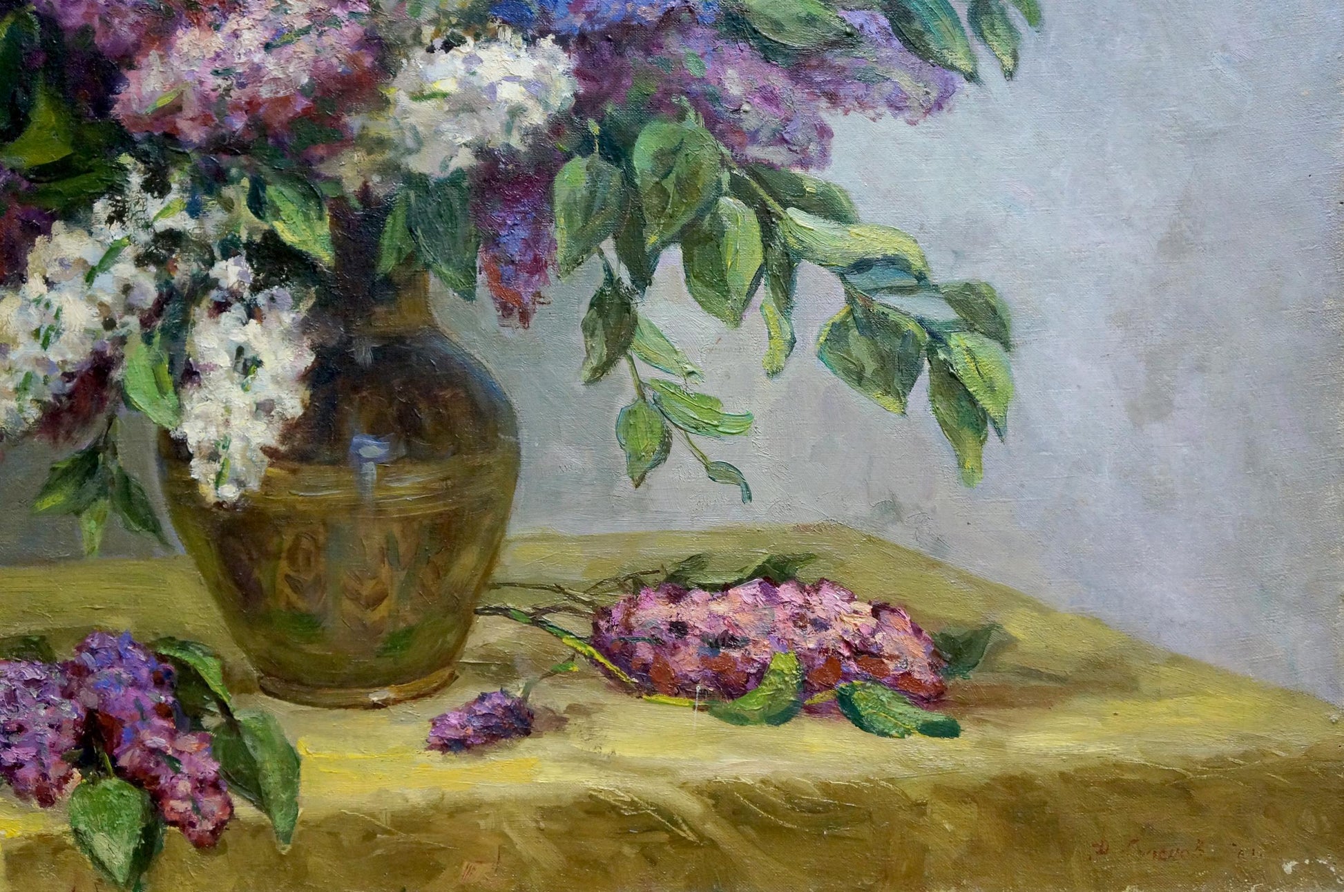 Oil painting of lilac bouquet by Krasnov N.G. in golden vase