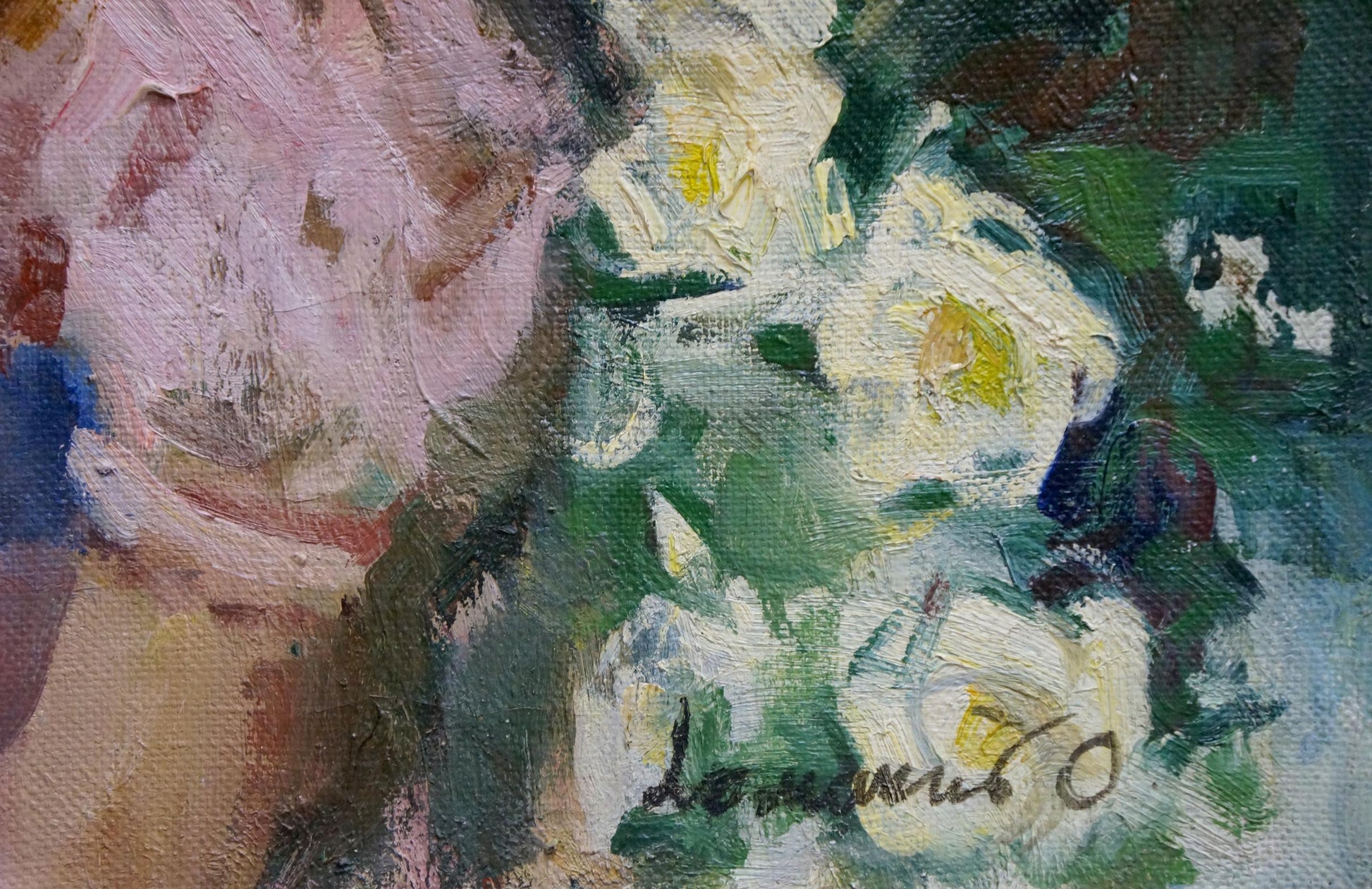 Textured oil painting of white flowers by Lomakin Mikhail Olegovich