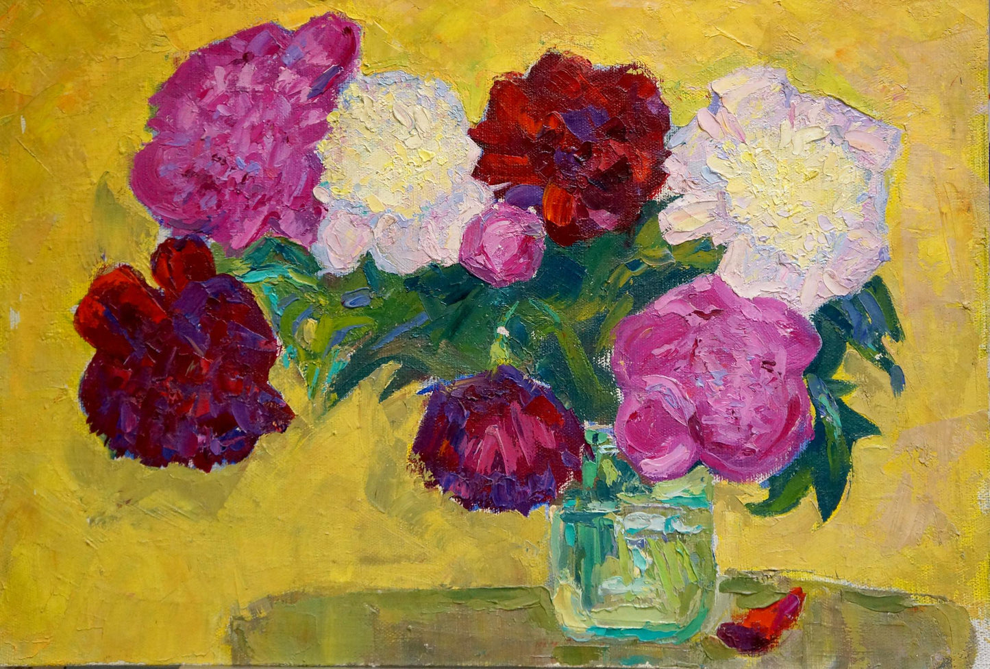Oil painting of vibrant peonies in vase by Vandalovsky Sergey Viktorovich