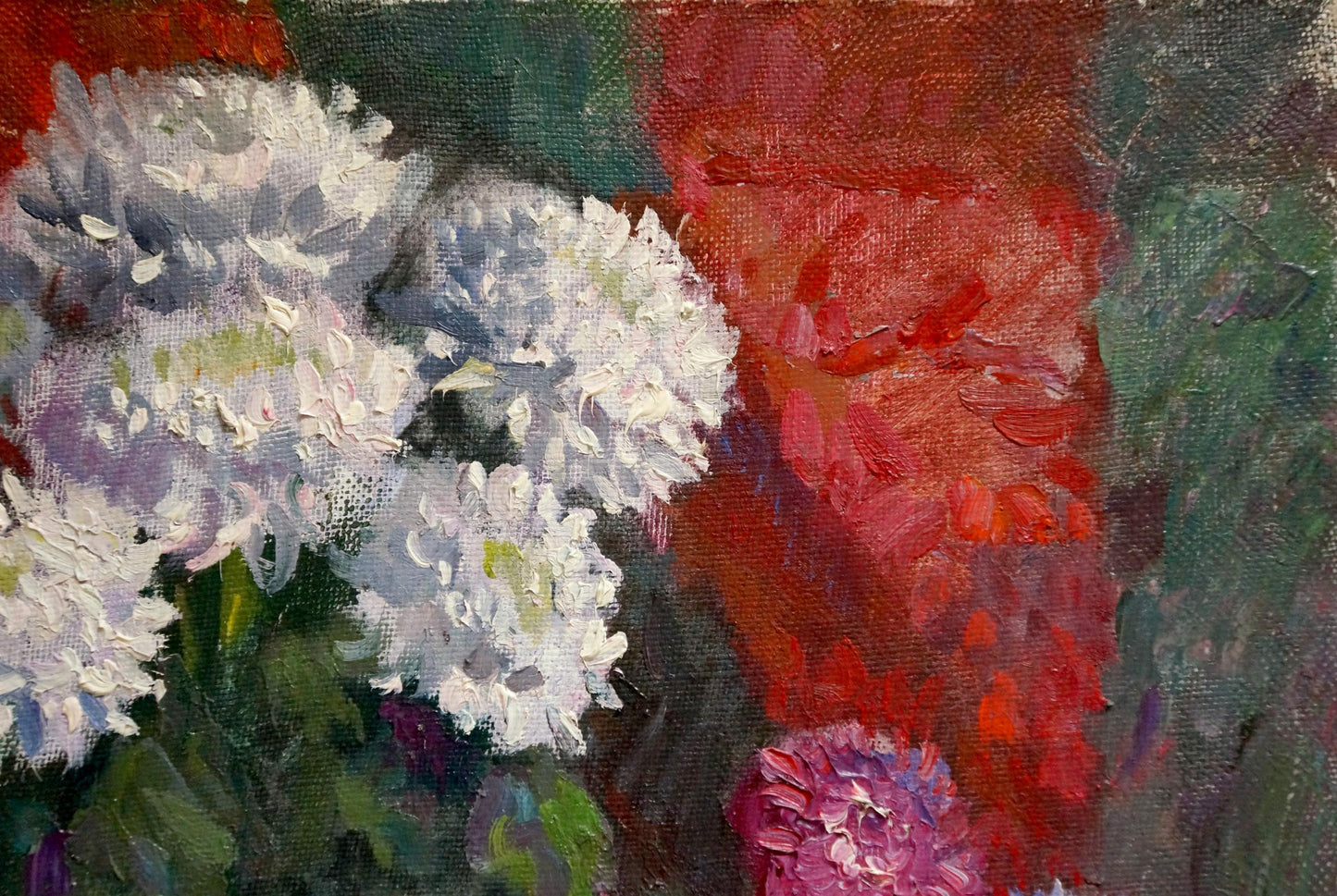 Vibrant oil painting of white purple chrysanthemums by Mynka Alexander Fedorovich