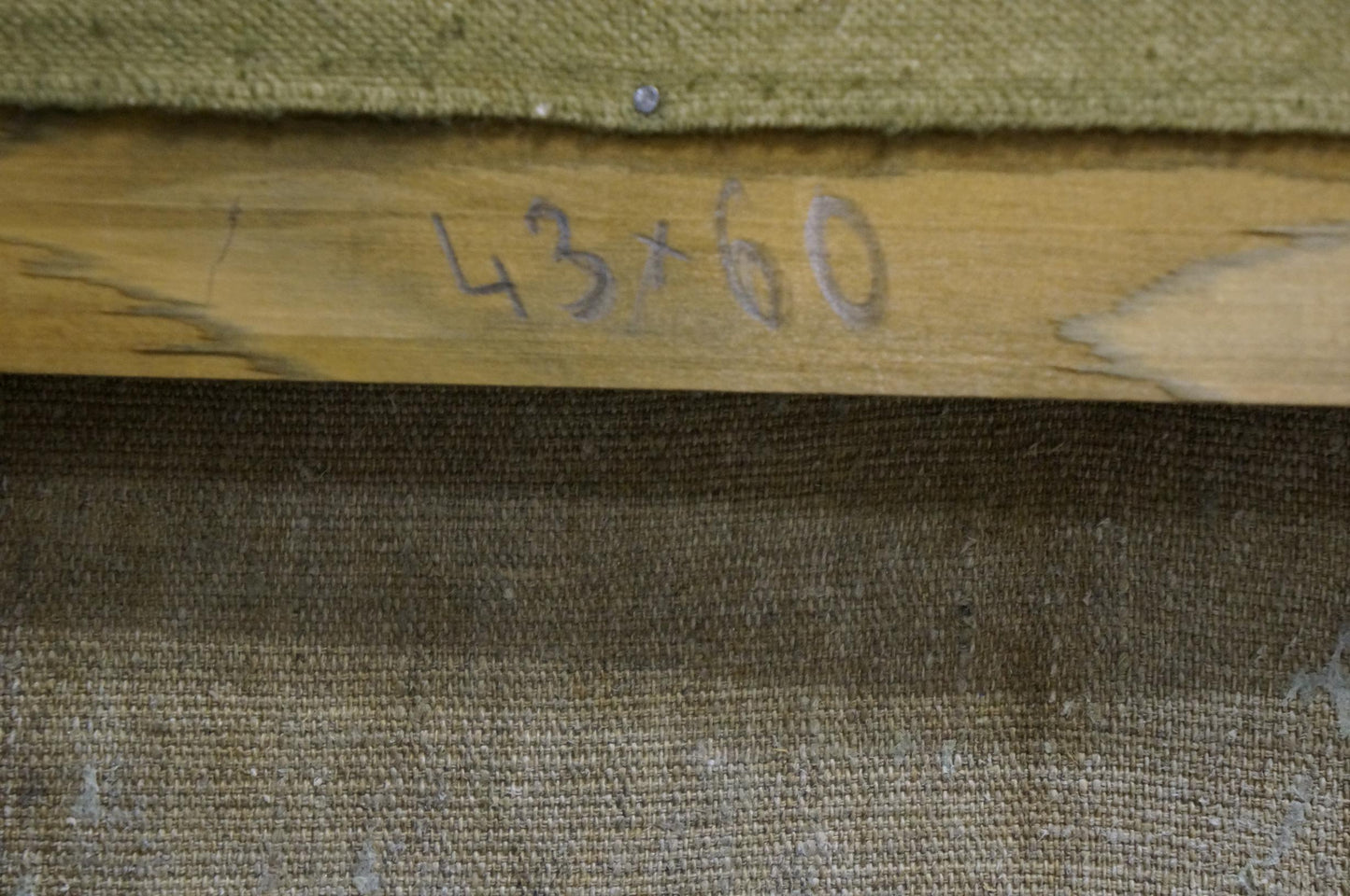 Back of Oil painting Daisies with 43x60 measurements on wooden beam