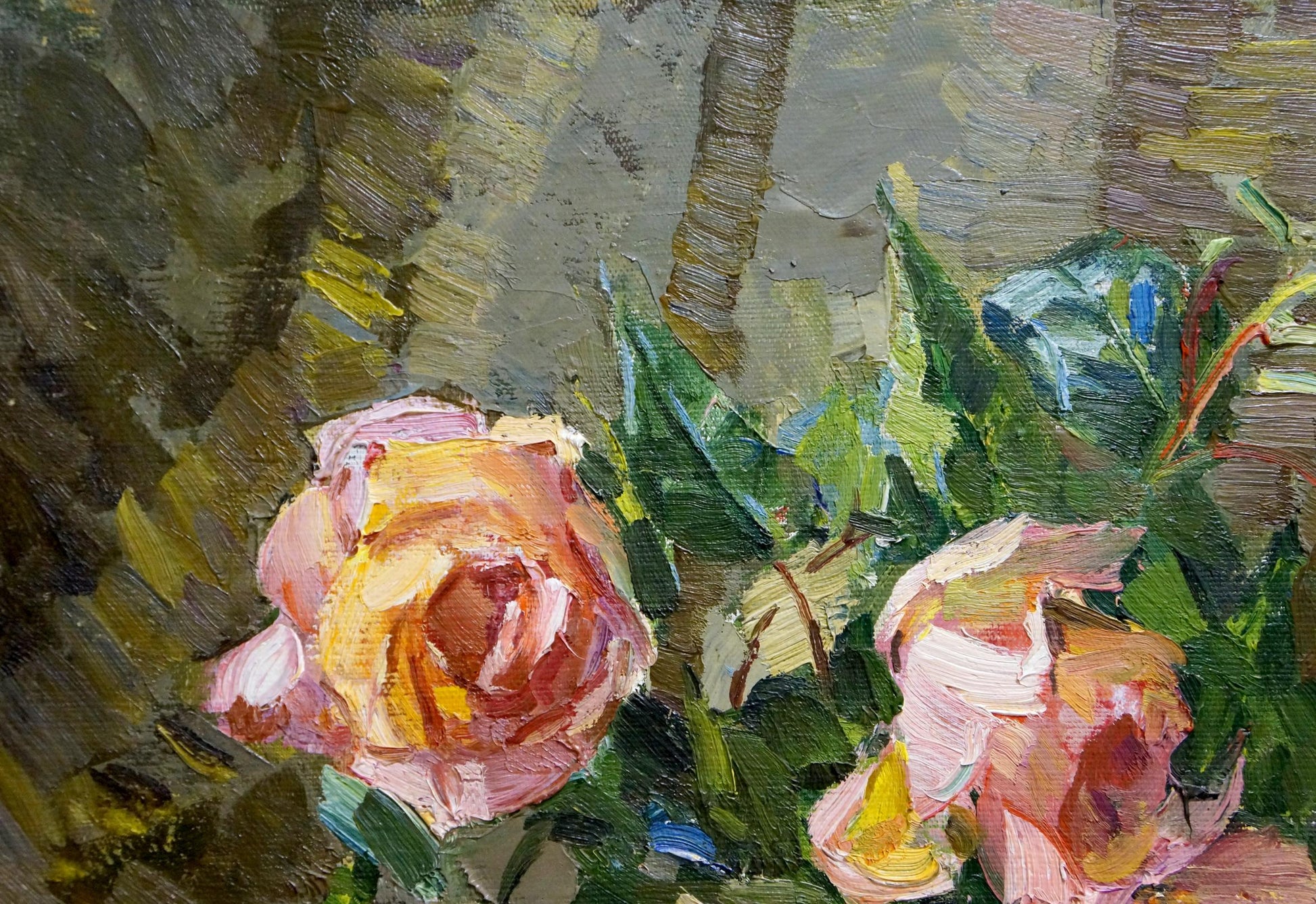 Oil painting of two pink roses by Vaysburg Yefim Yefimovich