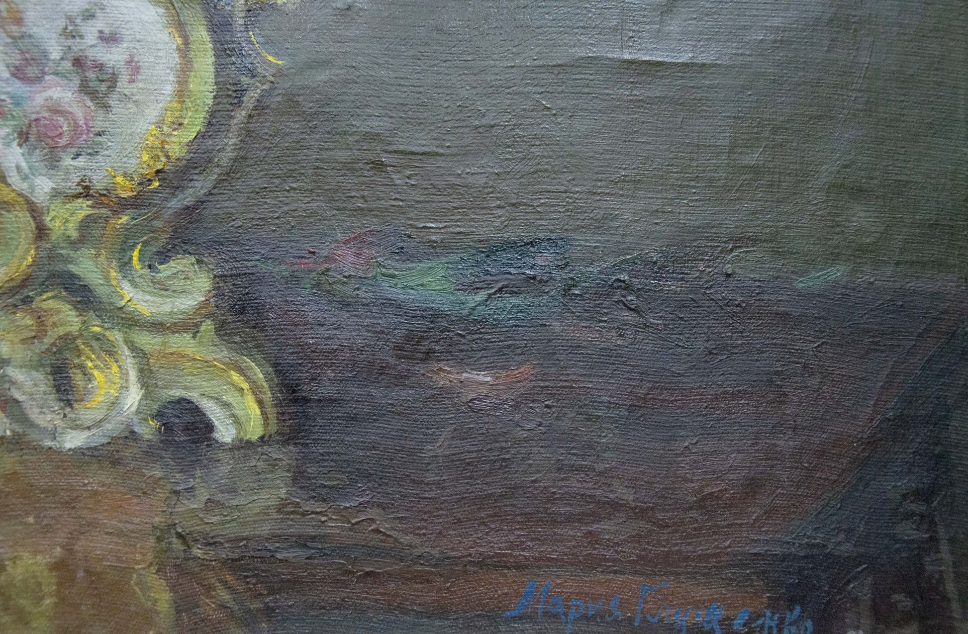 Oil painting vase filled with flowers by Maria Glushchenko