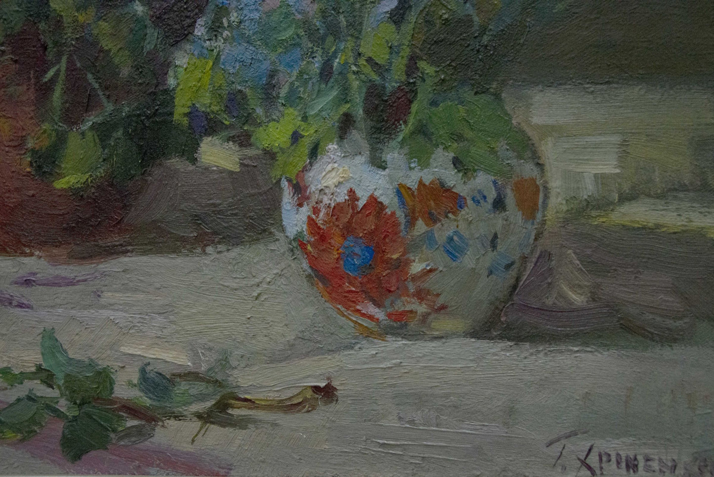 White ceramic vase with Khromenko Gleb oil painting floral bouquet