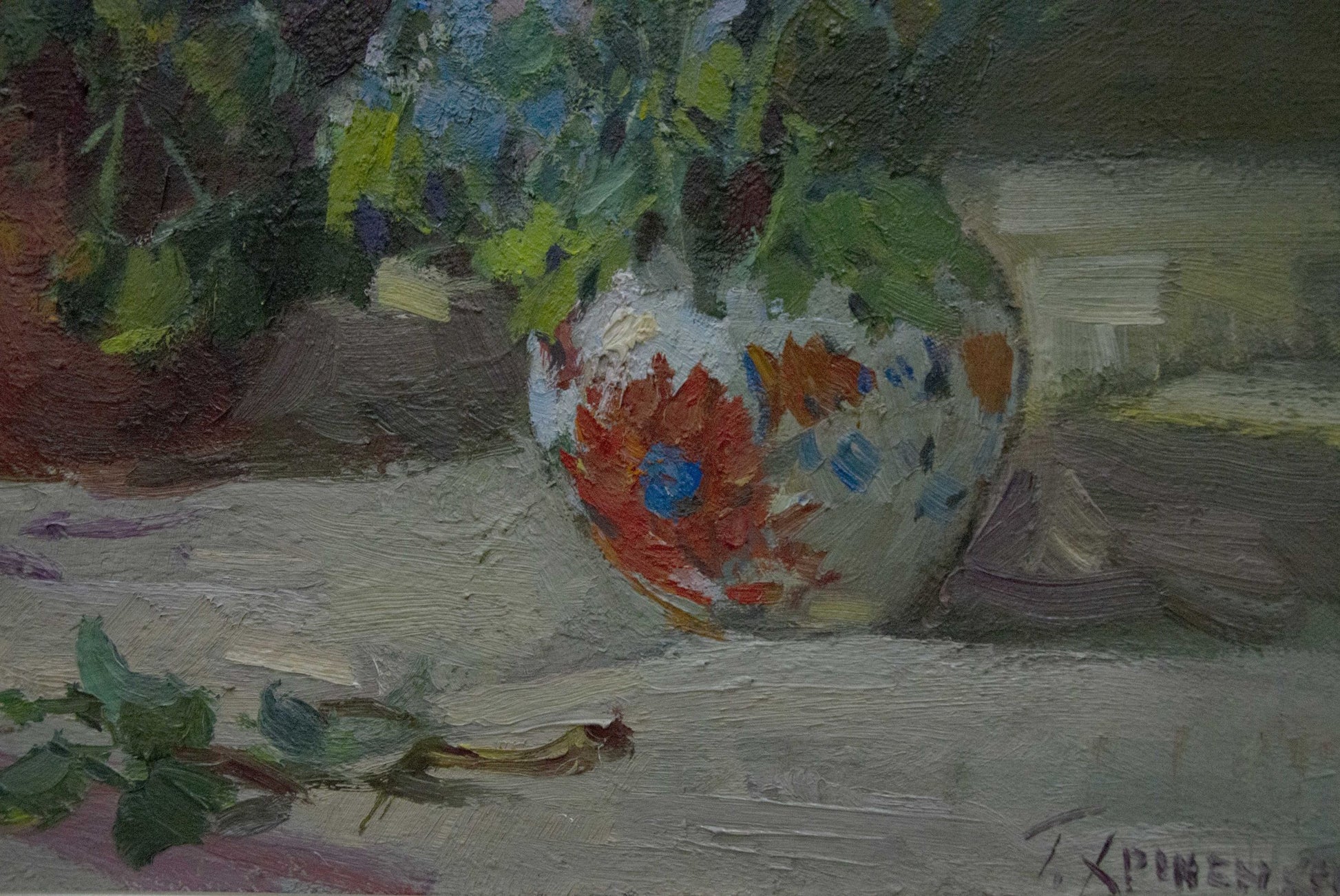 White ceramic vase with Khromenko Gleb oil painting floral bouquet