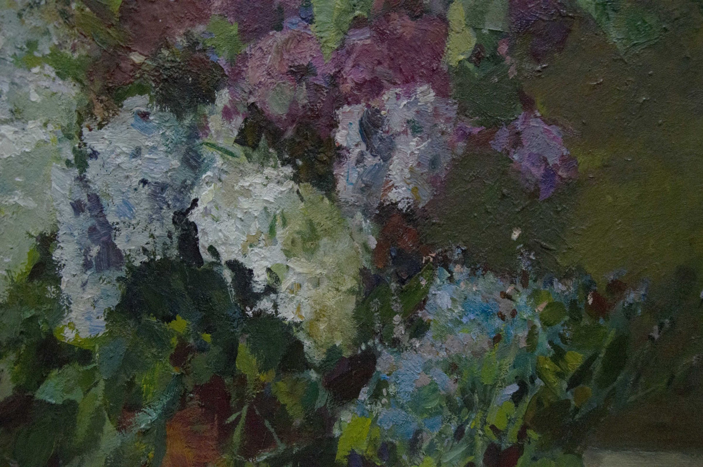 Vibrant oil painting of white purple blue hydrangeas by Khromenko Gleb Nikolaevich