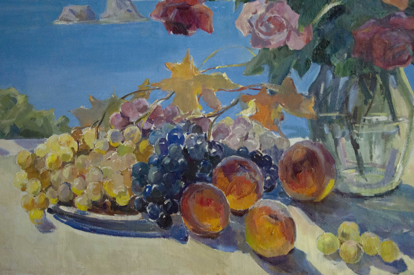Oil painting by Tsvetkova Valentina Petrovna: grapes, peaches, pink roses