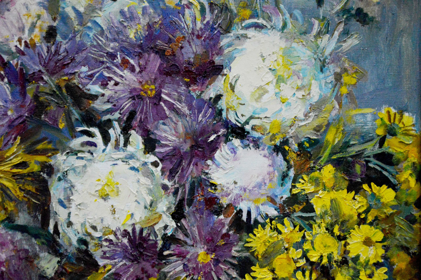 Vibrant impressionist oil painting of chrysanthemums by Polyakova Lyudmila Valentinovna