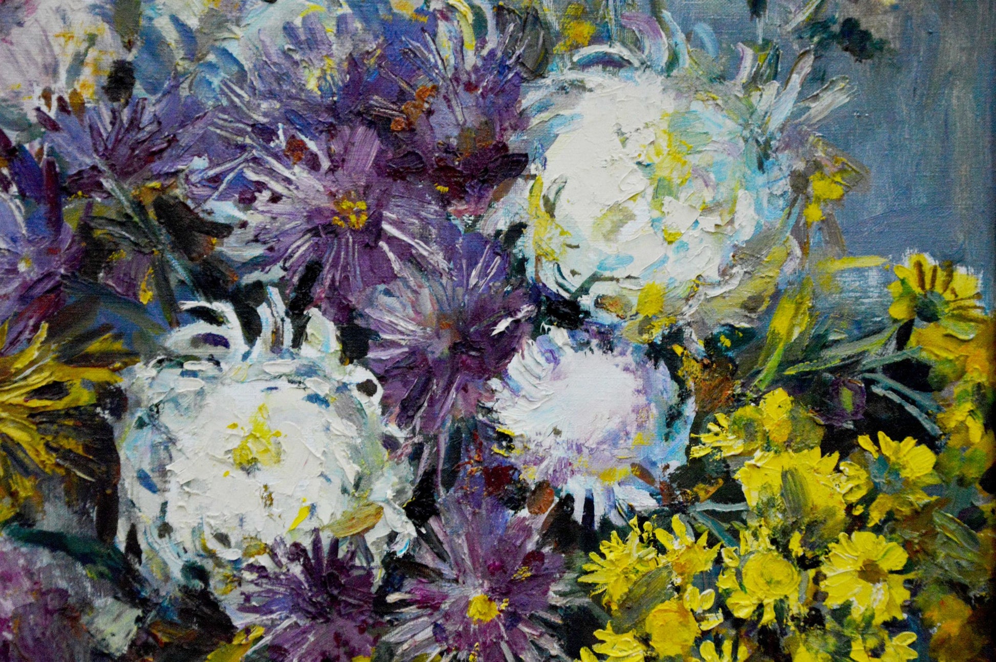 Vibrant impressionist oil painting of chrysanthemums by Polyakova Lyudmila Valentinovna