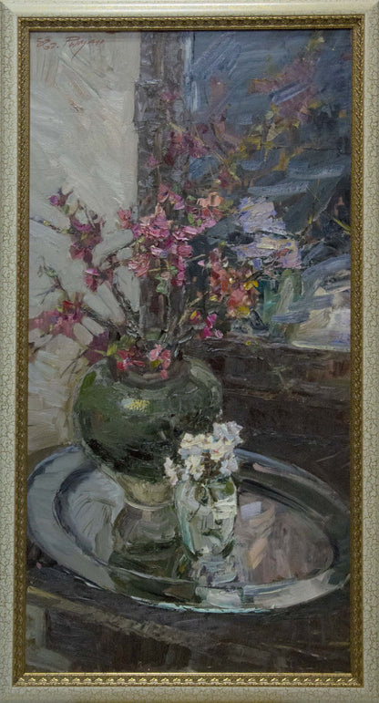 Green ceramic vase with pink blossoms in Evgeny Ryman oil painting