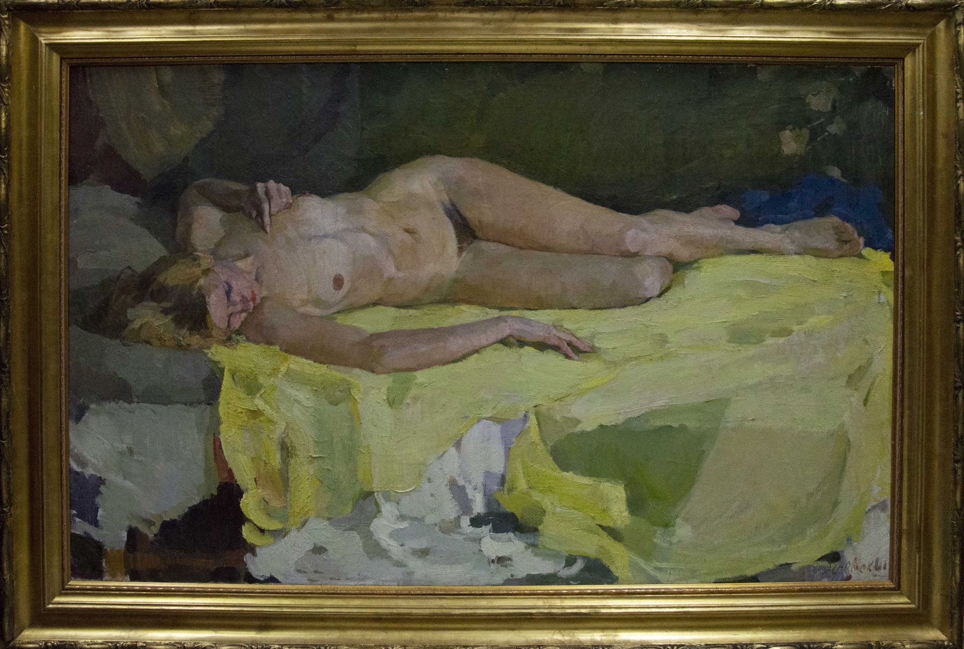 Impressionistic female figure portrait by Singaevsky Vladimir Ivanovich on yellow fabric