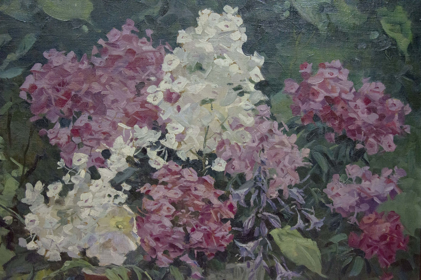 Vibrant oil painting Lilac by Nadezhda Kompaniyets-Kiyanchenko