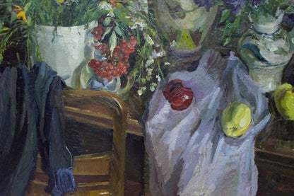 Oil painting by Ivchenko Anatoly Avramovich: red apple and green pear on gray bag