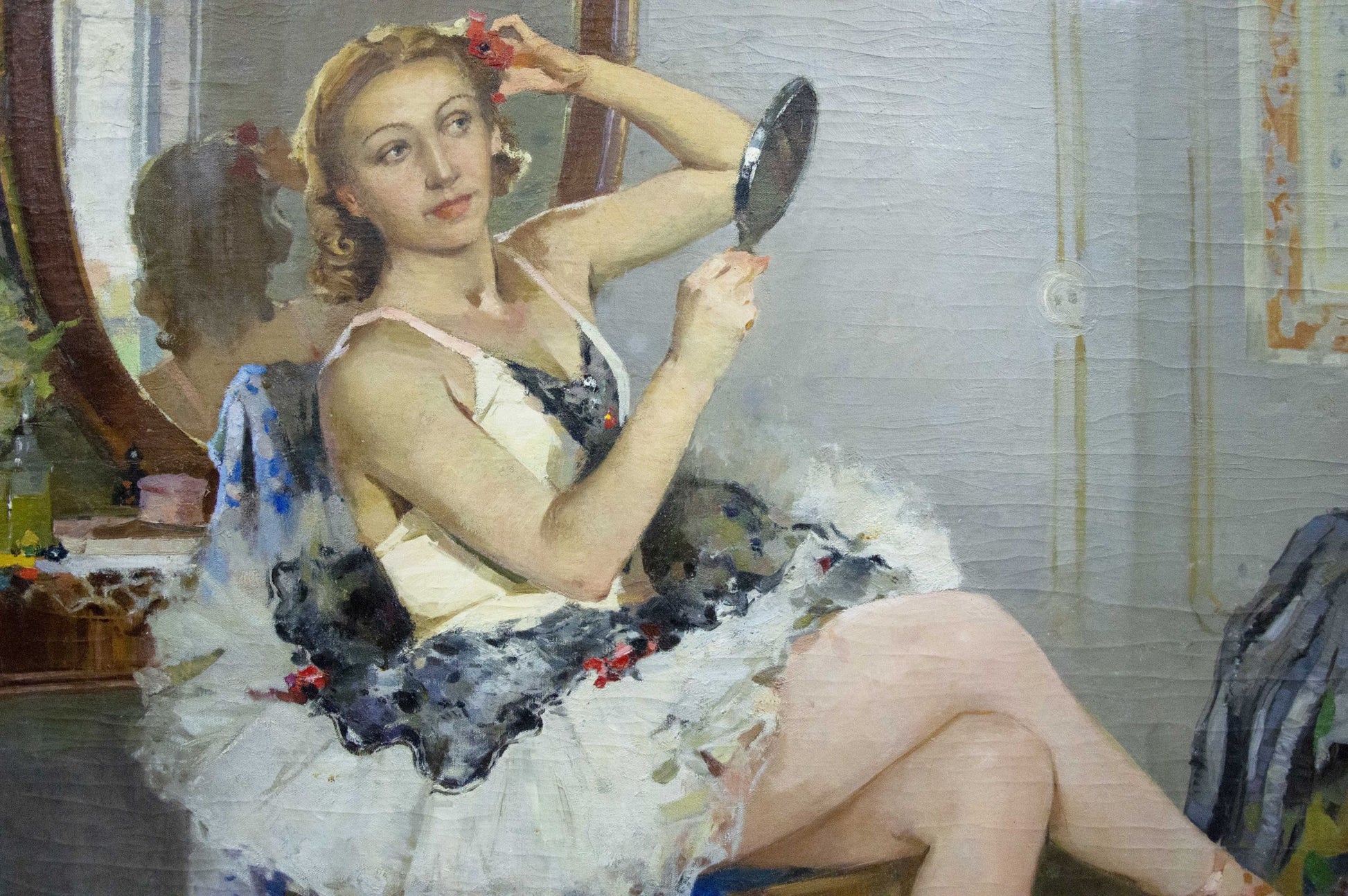Oil painting portrait by Plamenitsky Anatoly Alexandrovich: young ballerina in white tutu with floral accents holding mirror