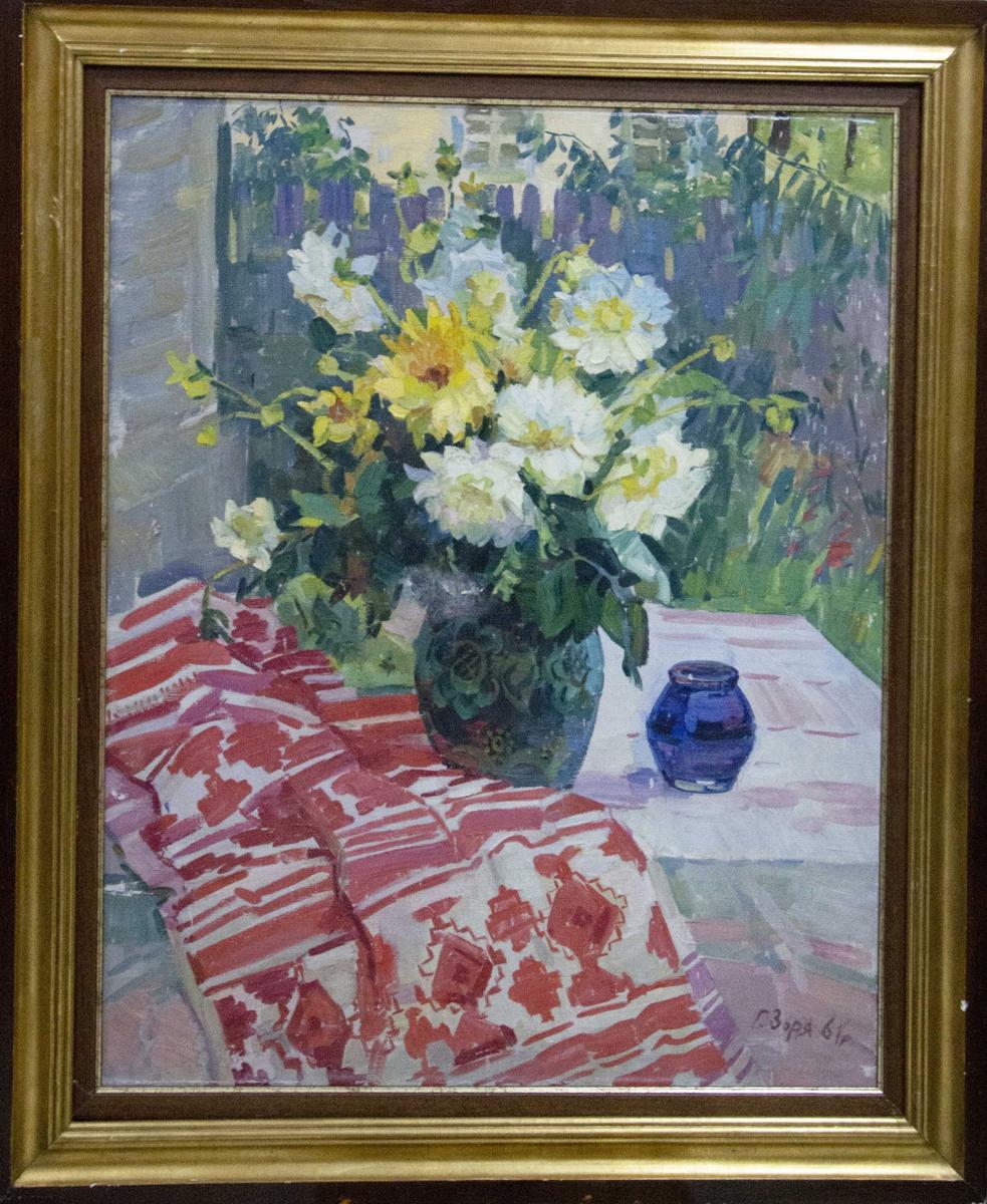 Oil painting Daisies Zorya by Galina Denisovna, white yellow daisies in green vase