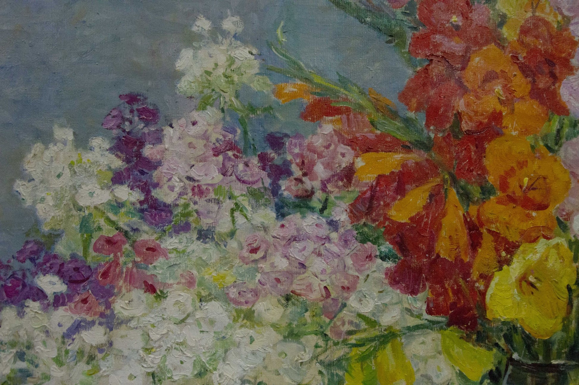 Oil painting of flowers by Khitrova Tamara Aleksandrovna