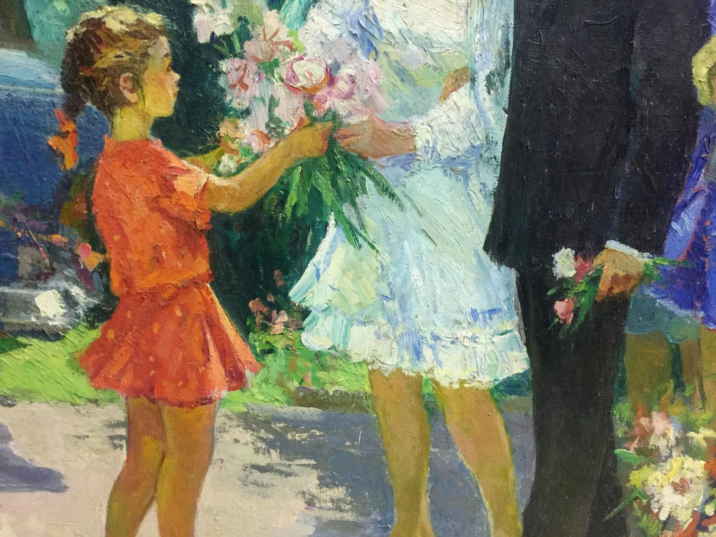 Oil painting by Khitrova Tamara Aleksandrovna: girl in orange dress holds flowers