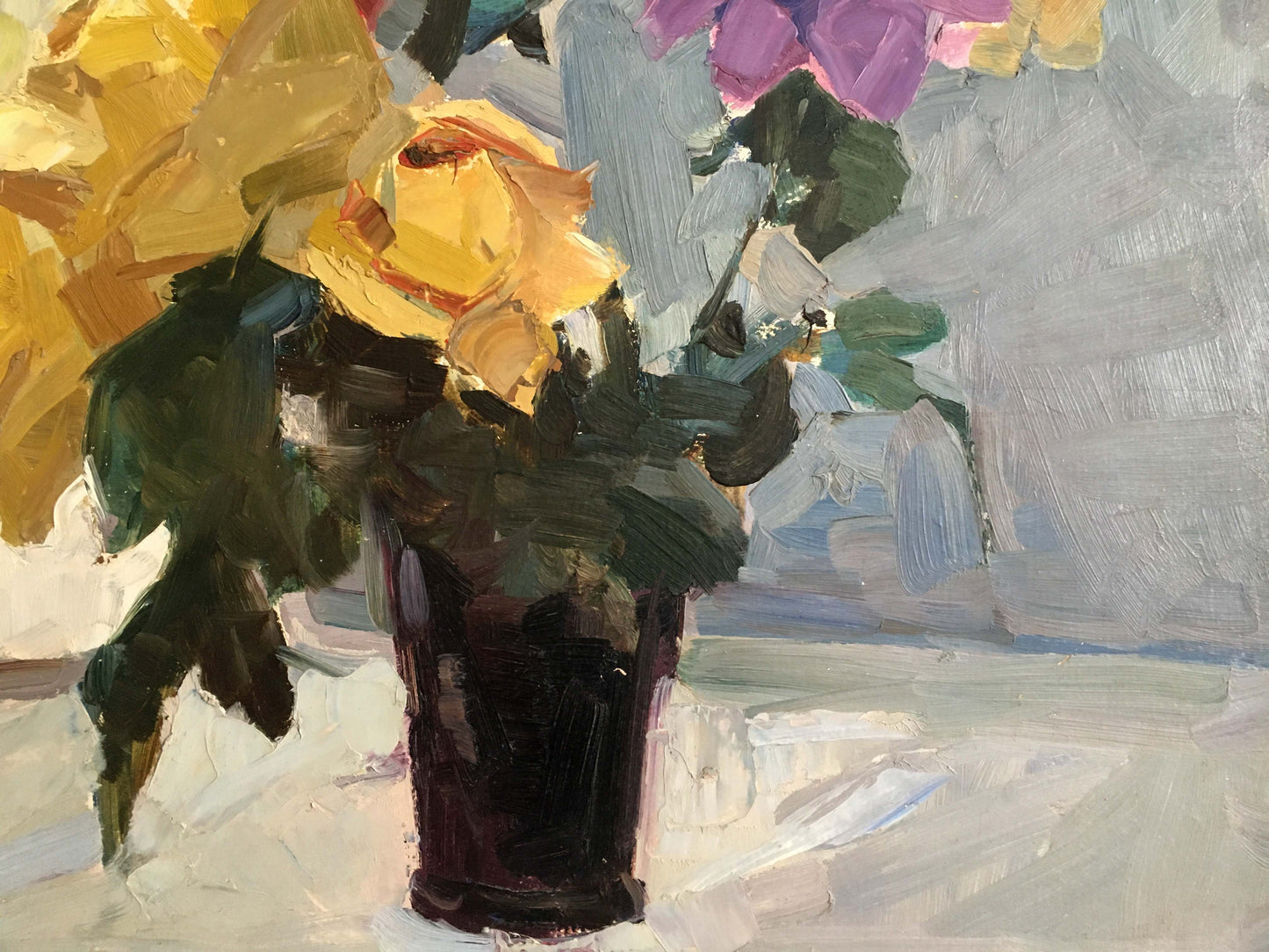 Oil painting Flowers Alishevich: vibrant yellow rose with green leaves in glossy vase