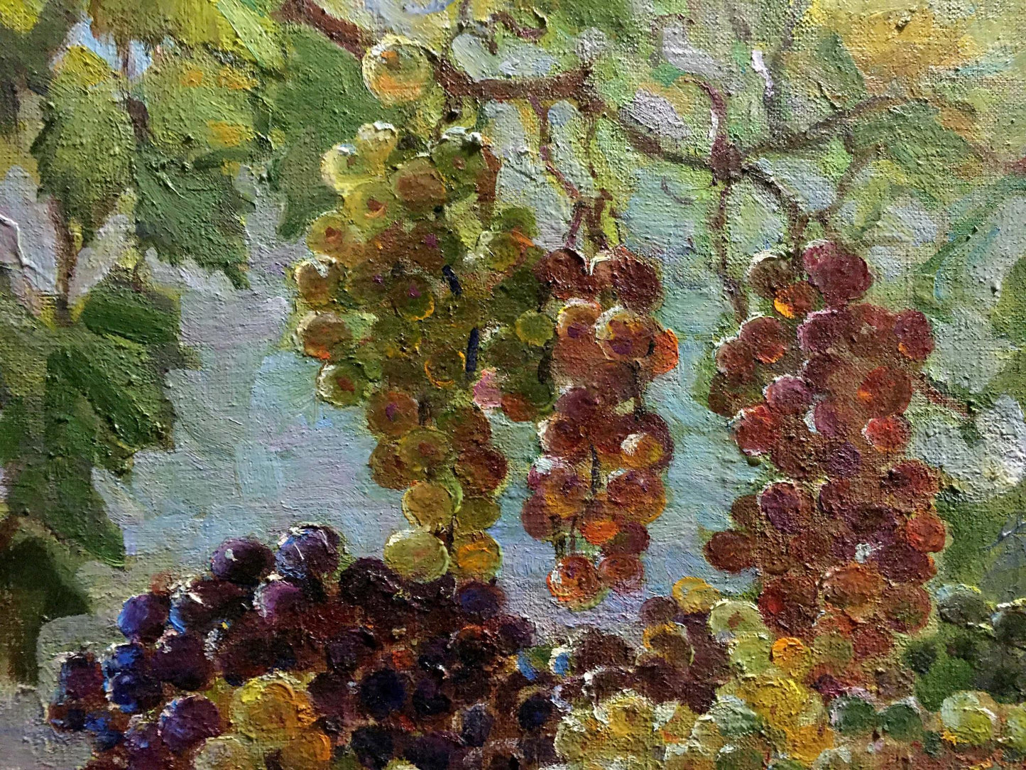 Oil painting Autumn Gold by Yanchak Elena Vaclavovna: ripe grape clusters