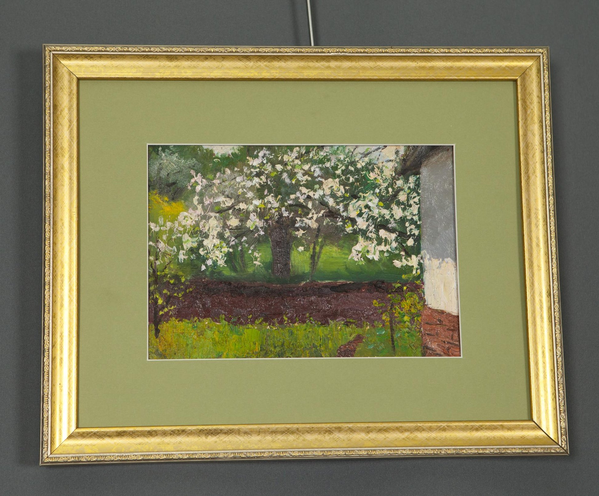 Oil painting Apple Smell by Ivan Kirillovich Tsyupka in gold frame