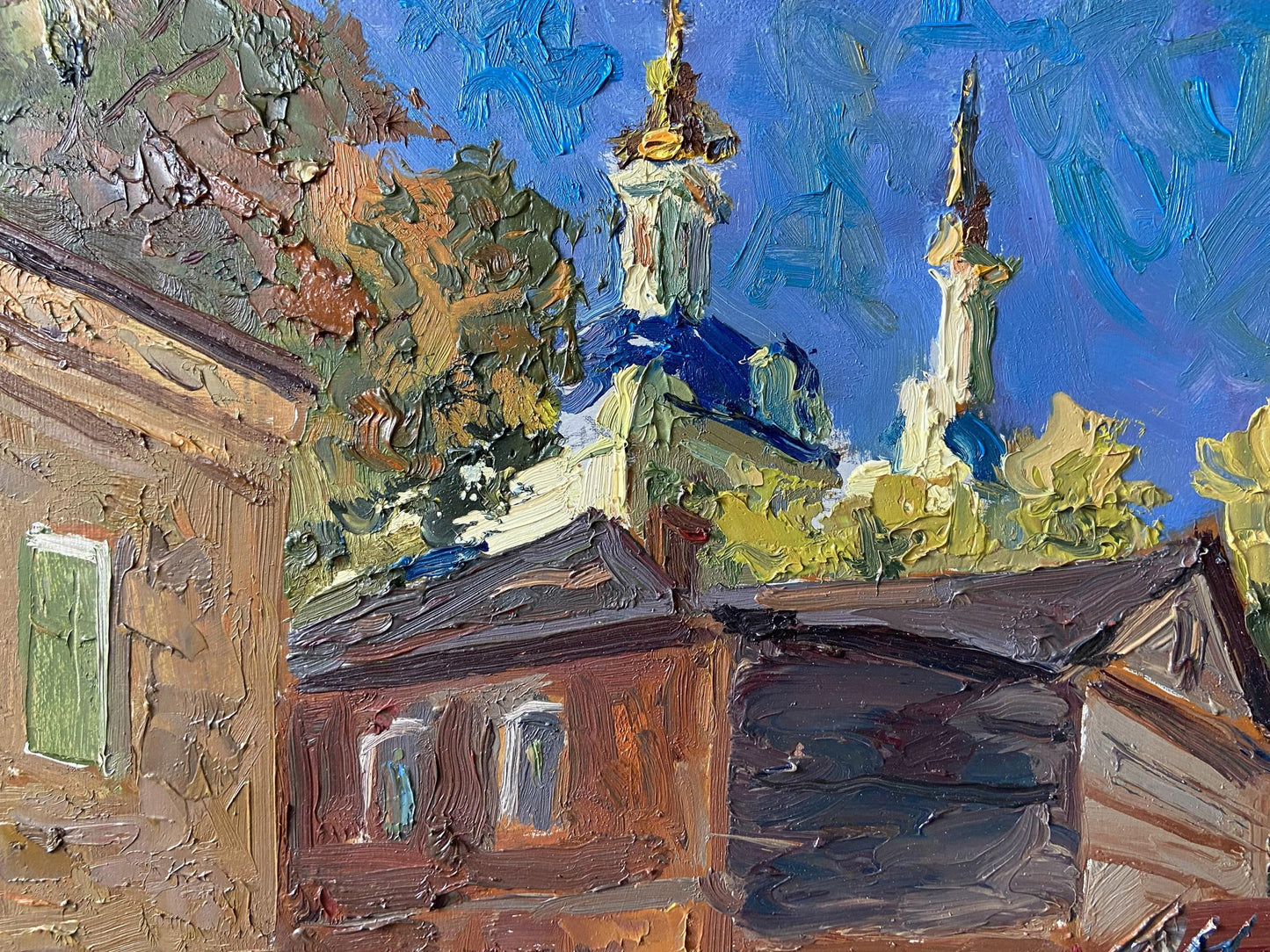Vibrant impressionist oil painting by Gaponchenko Ivan Ivanovich of old courtyard church with golden domes under blue sky