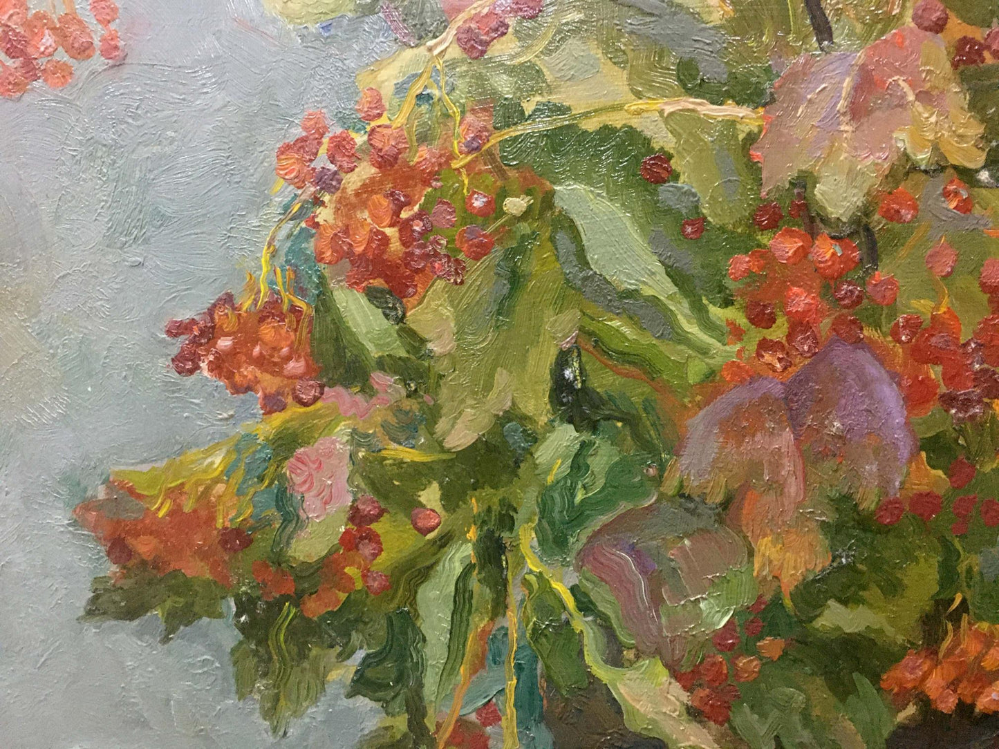 Oil painting Viburnum by Mynka Alexander Fedorovich with red berries and green leaves