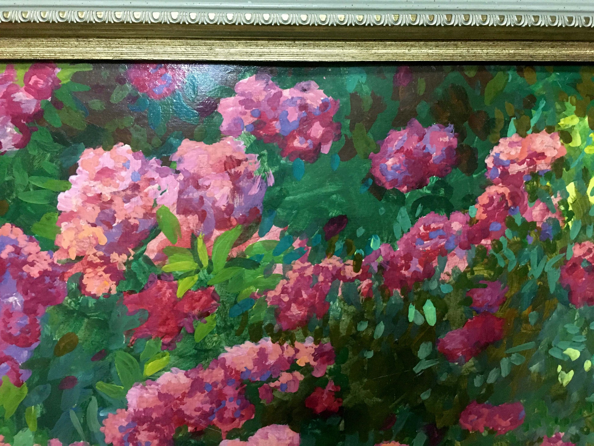 Oil painting Garden Masik Vladimir Ilyich: pink magenta hydrangeas in gold frame