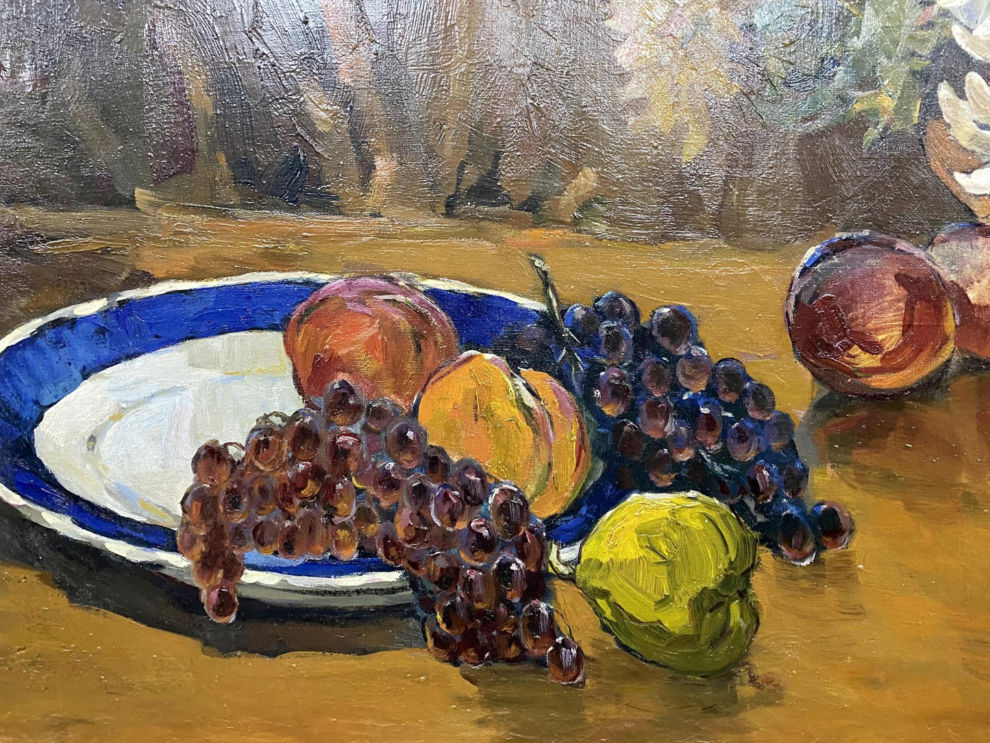 Oil painting by Bakaev Sergey Ivanovich: grapes, peaches, pear on plate