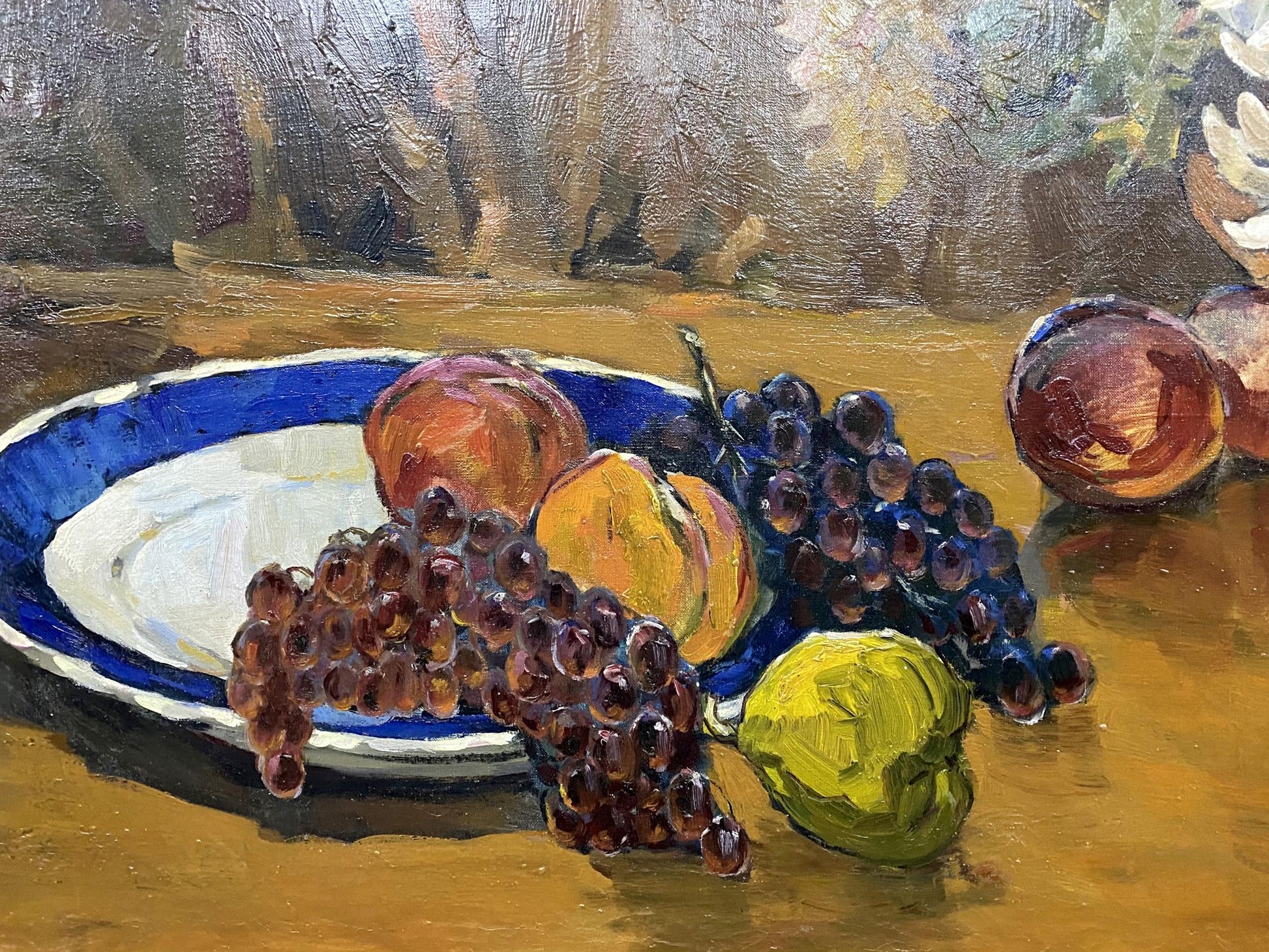 Oil painting by Bakaev Sergey Ivanovich: grapes, peaches, pear on plate