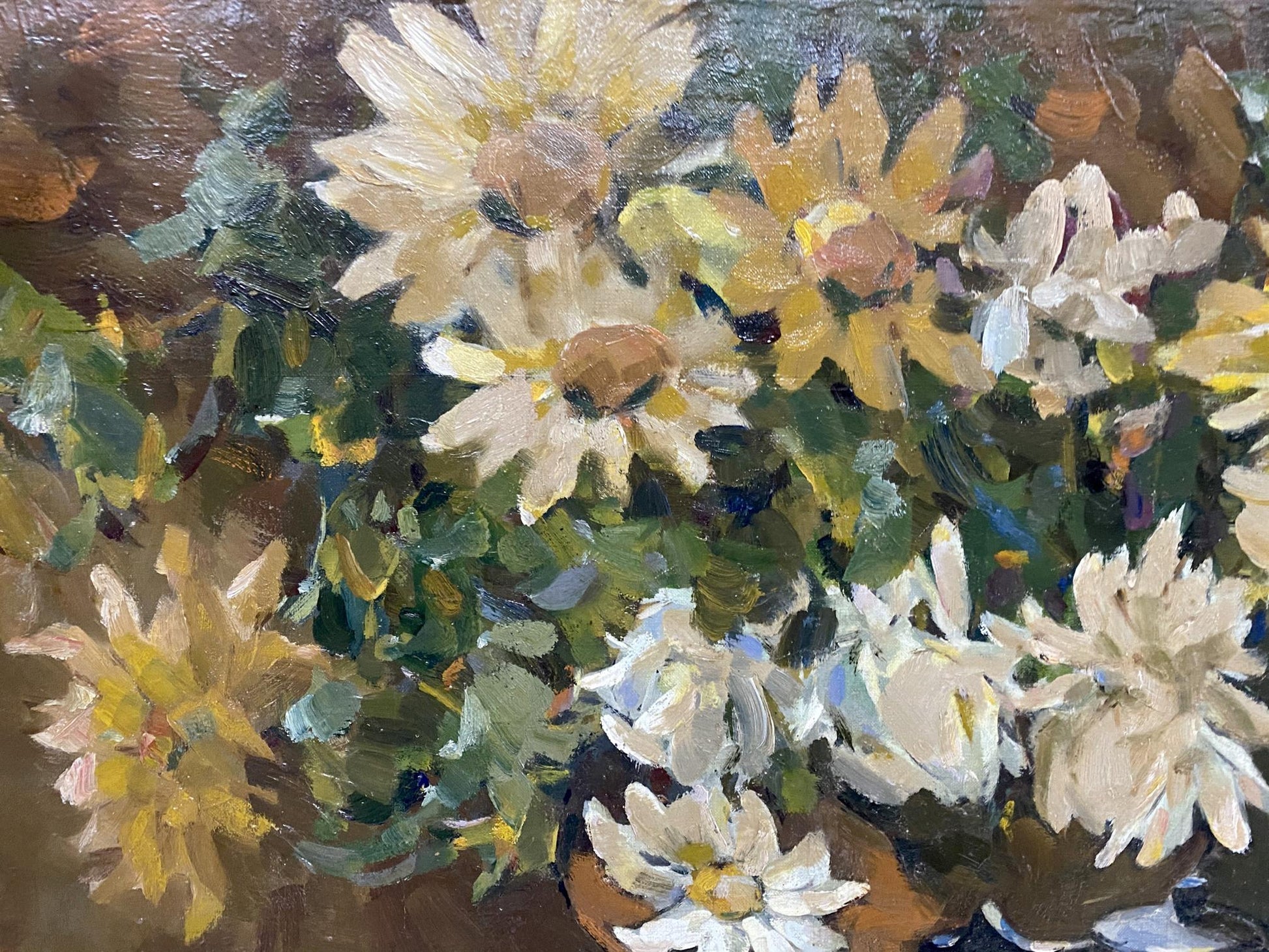 Vibrant impasto oil painting of white yellow daisies by Bakaev Sergey Ivanovich