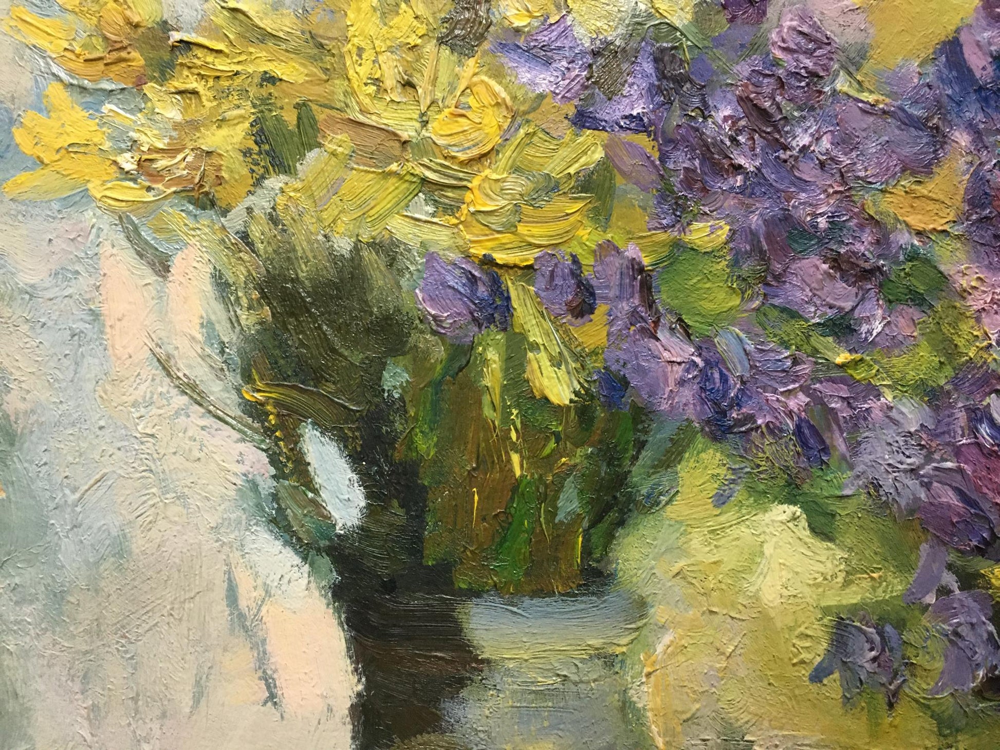 Oil painting Lilac and daisies by D. Varikutsa, vibrant impasto bouquet