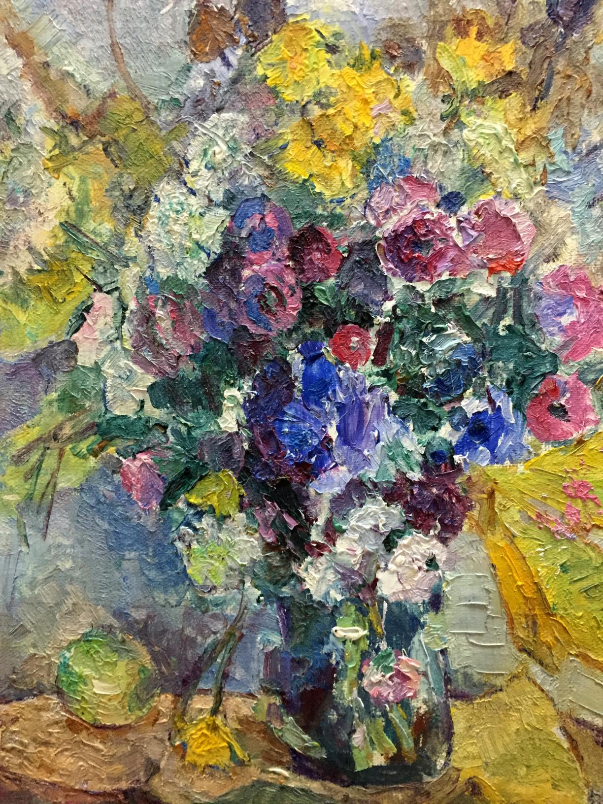 Vibrant impressionistic oil painting of lush bouquet in dark green vase by Vera Dovgalevskaya