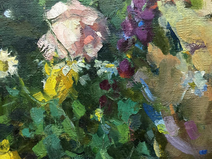 Oil painting Still life by Leonid Alexandrovich Tishkov with vibrant flowers
