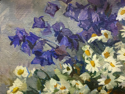 Oil painting by Yukhno-Gurevich Anna Meerovna: purple bellflowers, white daisies
