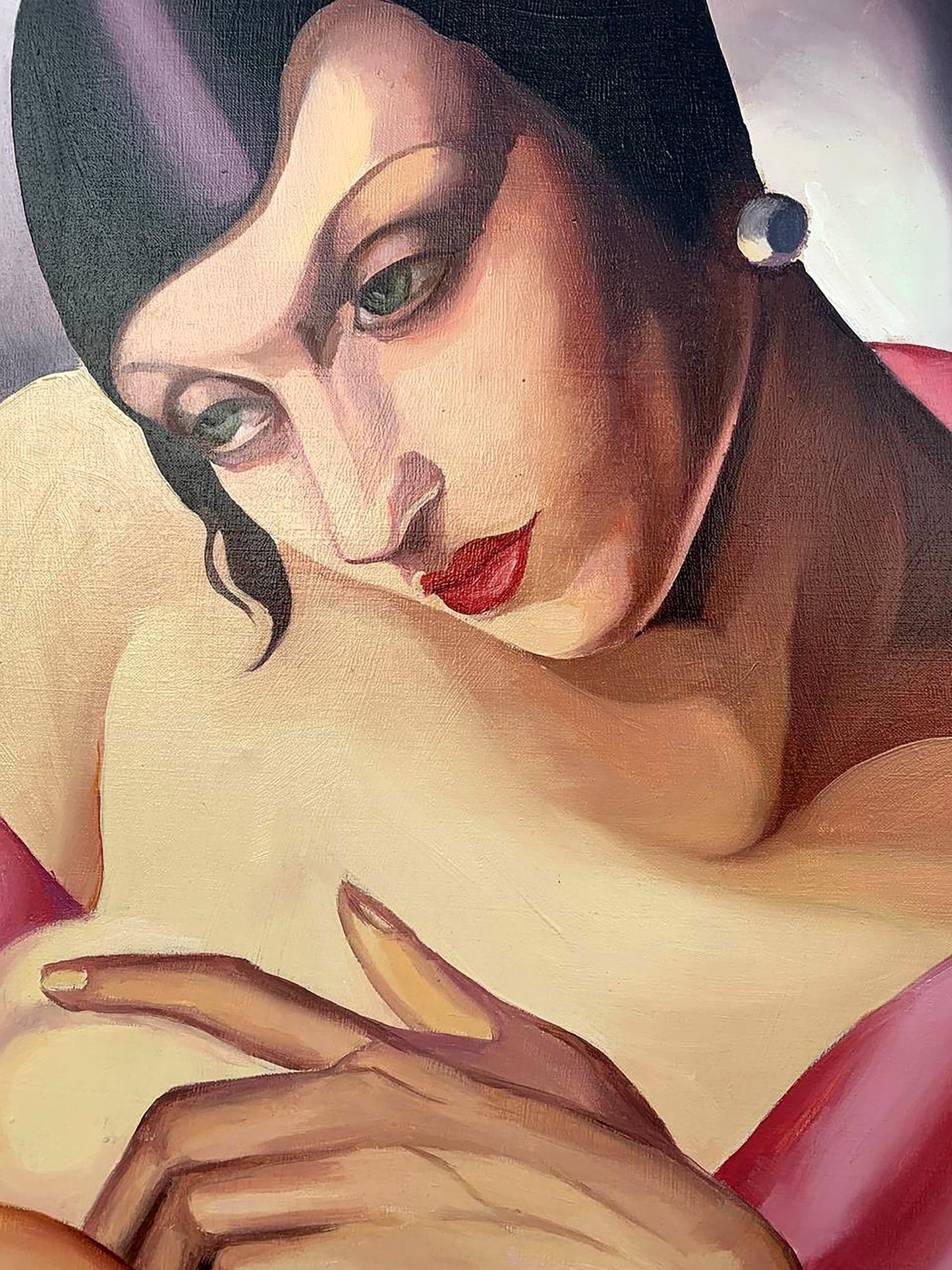 Close-up oil painting of motherhood woman with dark hair, green eyes, red lips in pink garment by V. Konotopsky, inspired by T. Lempicka